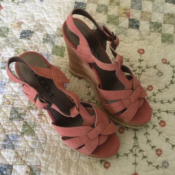 Moda peach suede leather platform wedge sandals - Picture 7 of 10